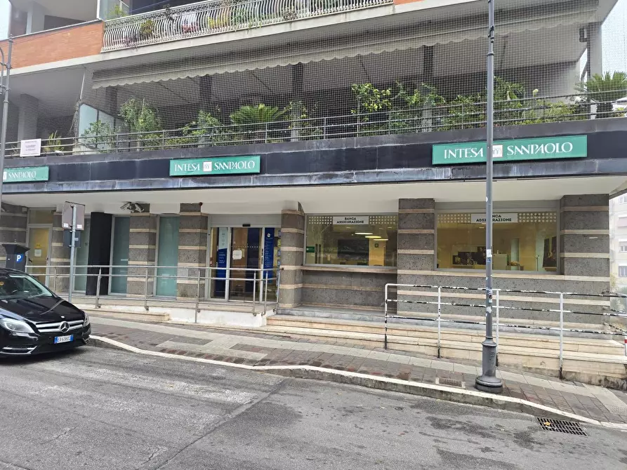 Immagine 13 di Locale commerciale in affitto  in Via Matteotti 59 a Monterotondo