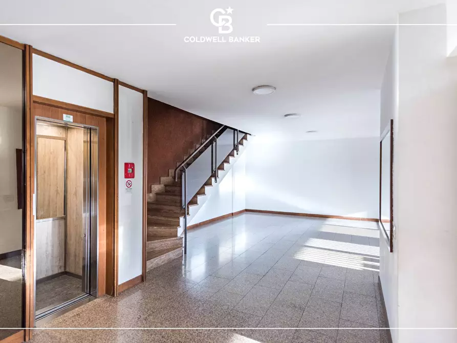 Immagine 27 di Appartamento in vendita  in Via Libero Leonardi 137 a Roma