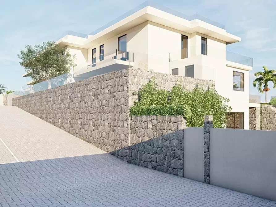 Immagine 9 di Villa in vendita  in Via Luigi Pirandello a San Gregorio Di Catania