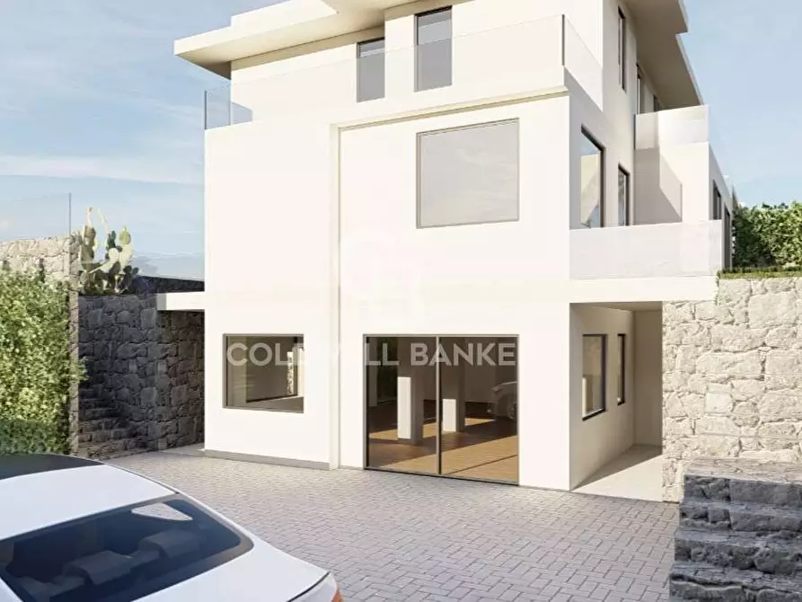 Immagine 6 di Villa in vendita  in Via Luigi Pirandello a San Gregorio Di Catania