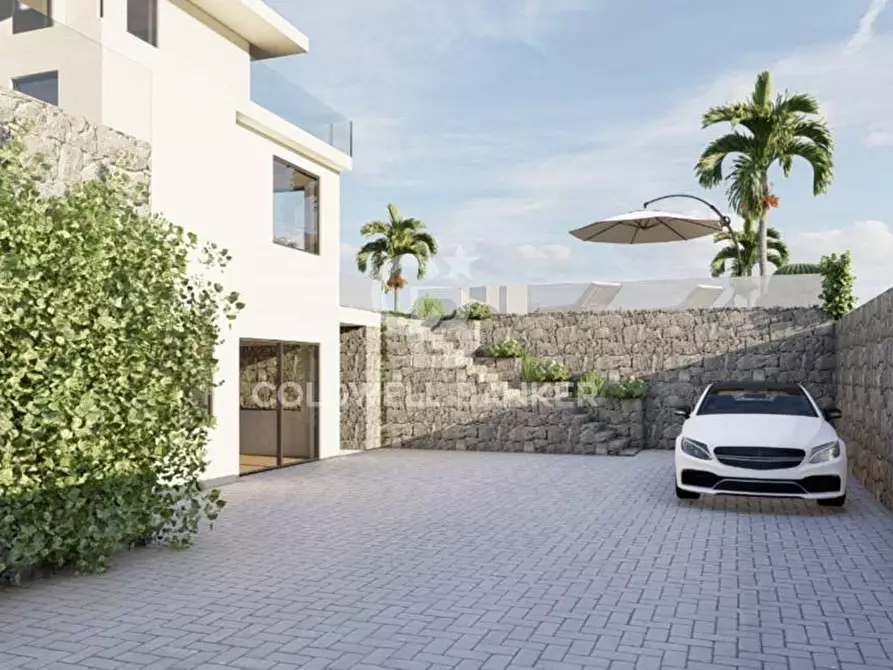 Immagine 8 di Villa in vendita  in Via Luigi Pirandello a San Gregorio Di Catania