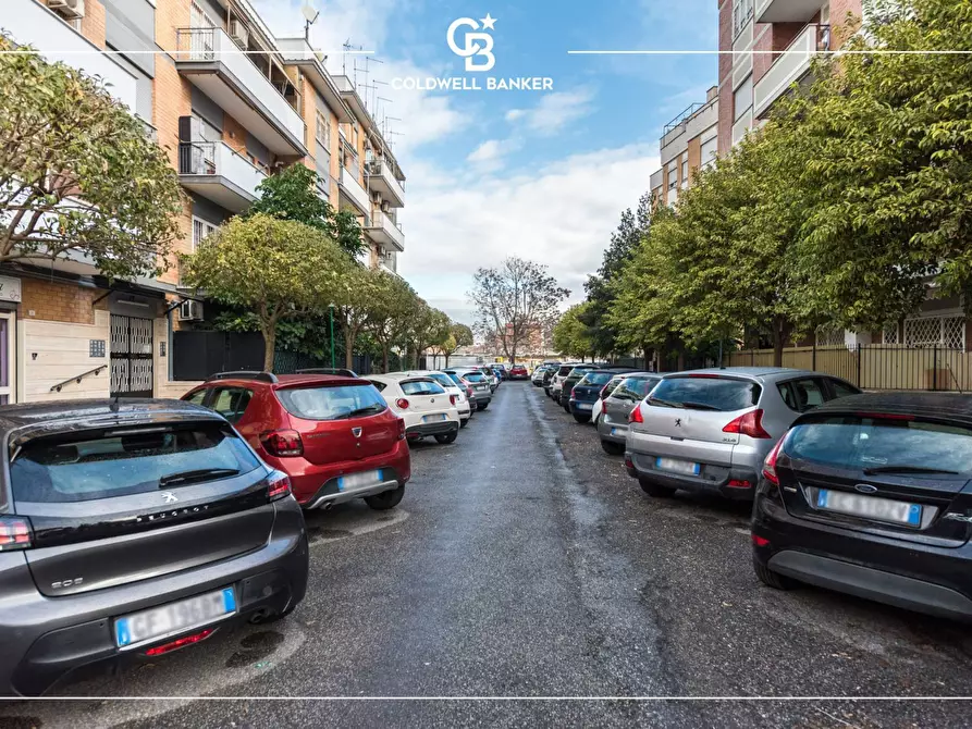 Immagine 2 di Appartamento in vendita  in Piazza Leonardo Da Vinci 1 a Ciampino