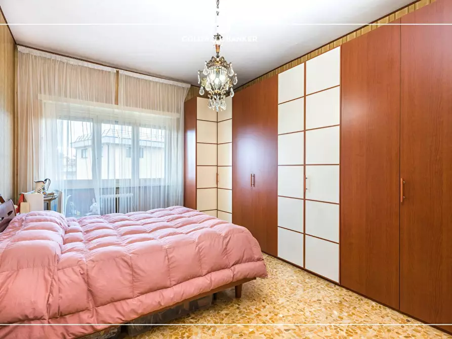 Immagine 12 di Appartamento in vendita  in Piazza Leonardo Da Vinci 1 a Ciampino