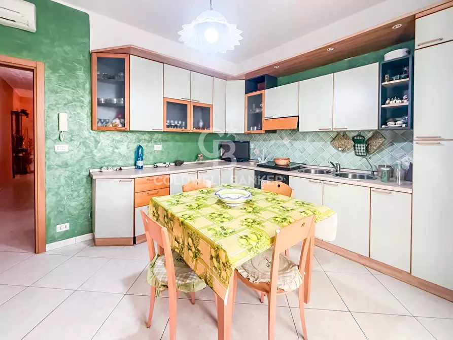 Immagine 11 di Appartamento in vendita  in Via Olimpiadi 3 a Aci Catena