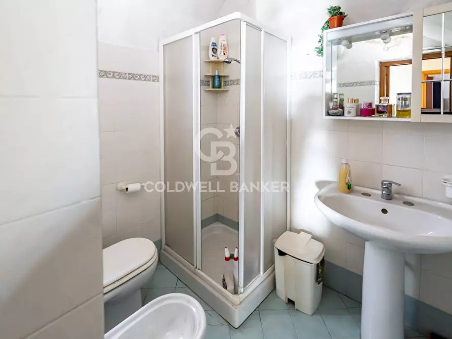 Immagine 13 di Casa indipendente in vendita  in via Santi Elena e Costantino 42 a Aci Catena