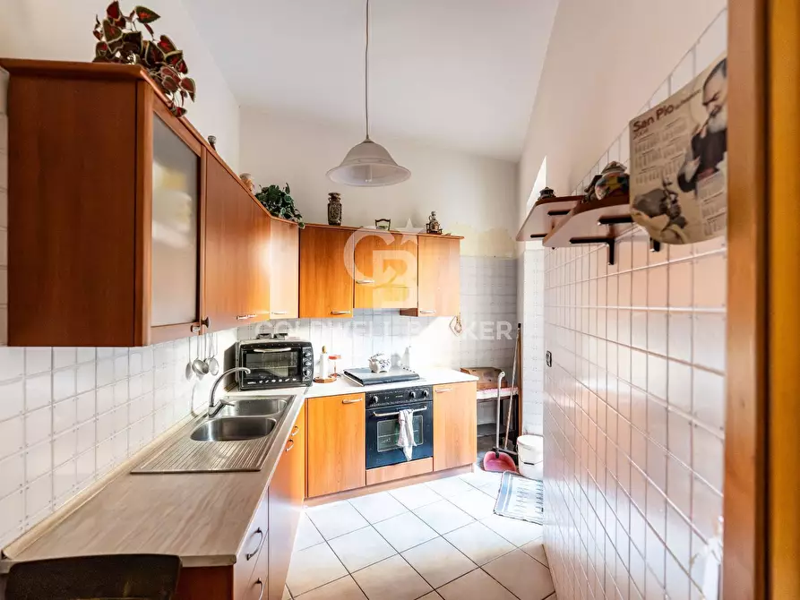 Immagine 15 di Casa indipendente in vendita  in via Santi Elena e Costantino 42 a Aci Catena