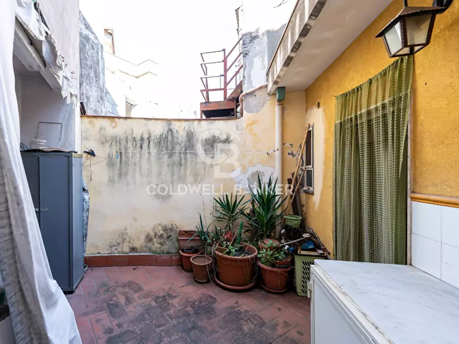 Immagine 17 di Casa indipendente in vendita  in via Santi Elena e Costantino 42 a Aci Catena