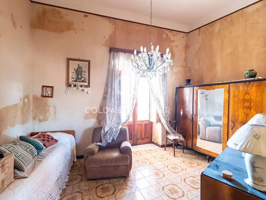 Immagine 27 di Casa indipendente in vendita  in via Santi Elena e Costantino 42 a Aci Catena