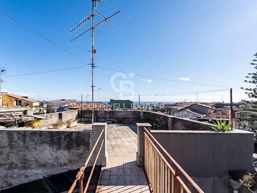 Immagine 32 di Casa indipendente in vendita  in via Santi Elena e Costantino 42 a Aci Catena