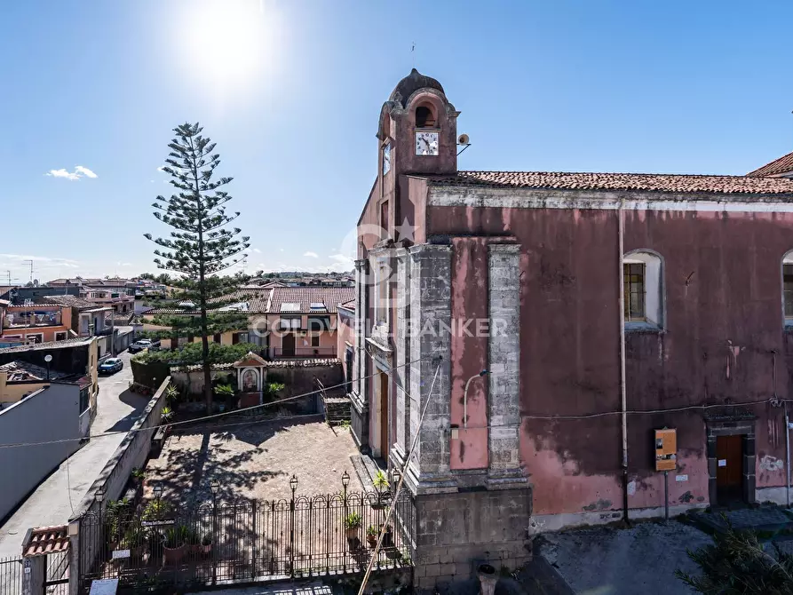 Immagine 35 di Casa indipendente in vendita  in via Santi Elena e Costantino 42 a Aci Catena