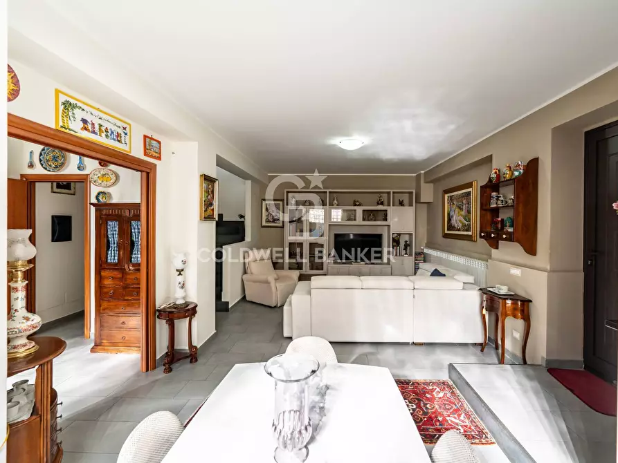 Immagine 7 di Villa in vendita  in via Giuseppe Ungaretti 7 a Aci Sant'antonio