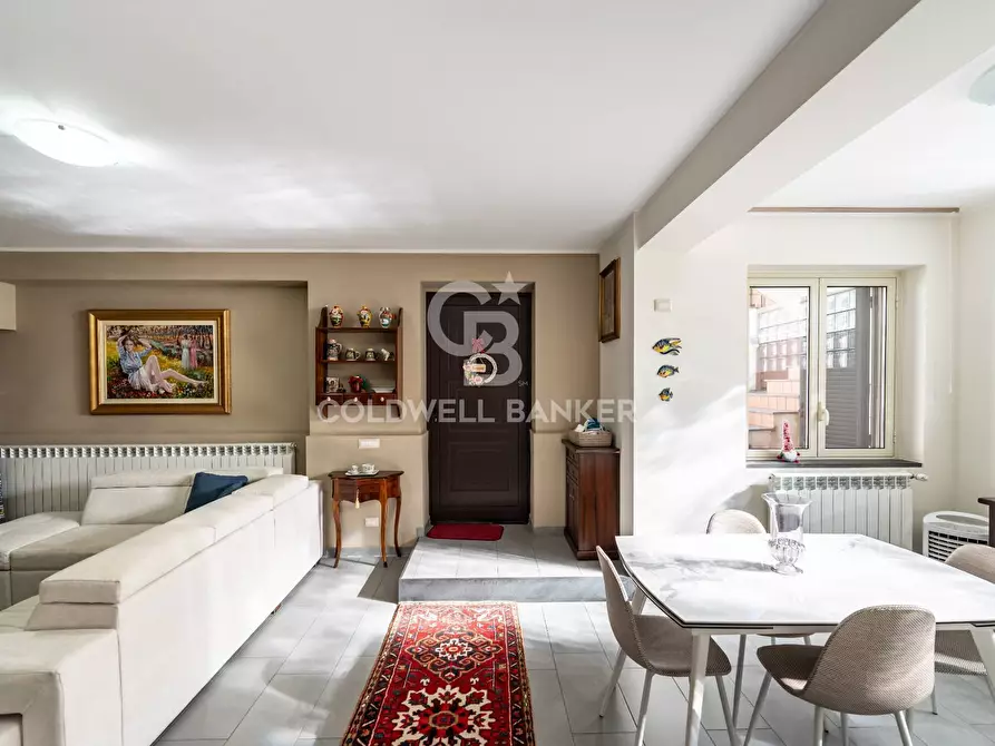 Immagine 34 di Villa in vendita  in via Giuseppe Ungaretti 7 a Aci Sant'antonio