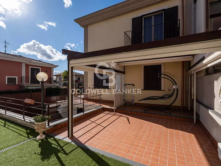 Immagine 53 di Villa in vendita  in via Giuseppe Ungaretti 7 a Aci Sant'antonio