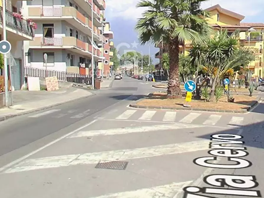 Immagine 1 di Appartamento in vendita  in via cervo 19 a Acireale