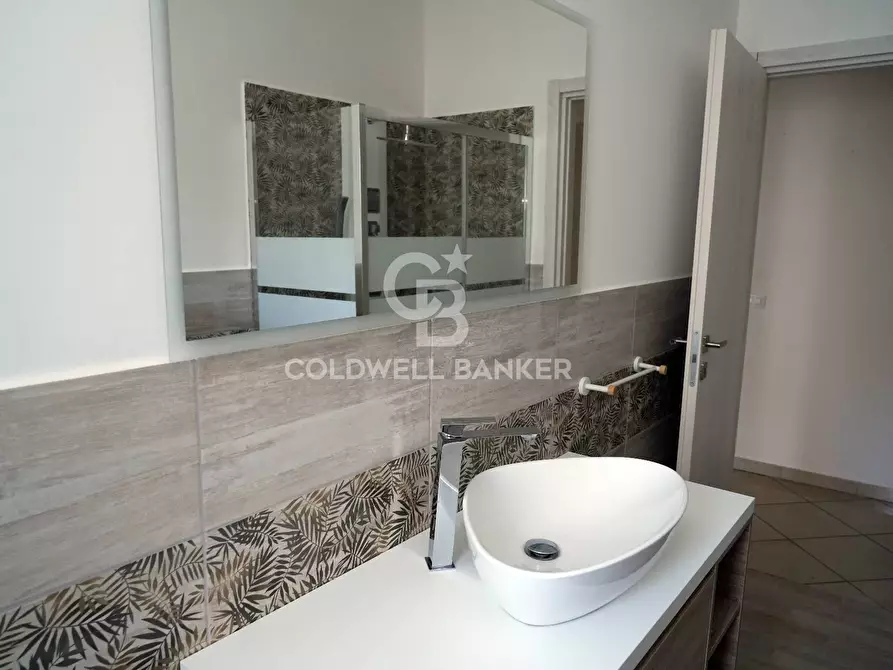 Immagine 10 di Appartamento in vendita  in Via Delle Olimpiadi 14 a Aci Catena