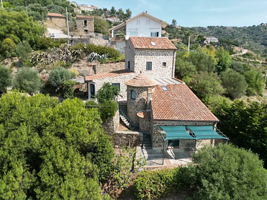 Immagine 1 di Villa in vendita  in Via Annunziata snc a Castellabate