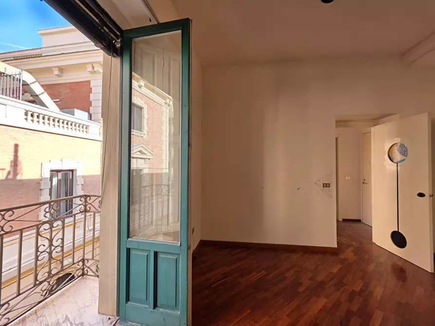 Immagine 9 di Appartamento in vendita  in Via Antonio Maria De Luca 10 a Salerno