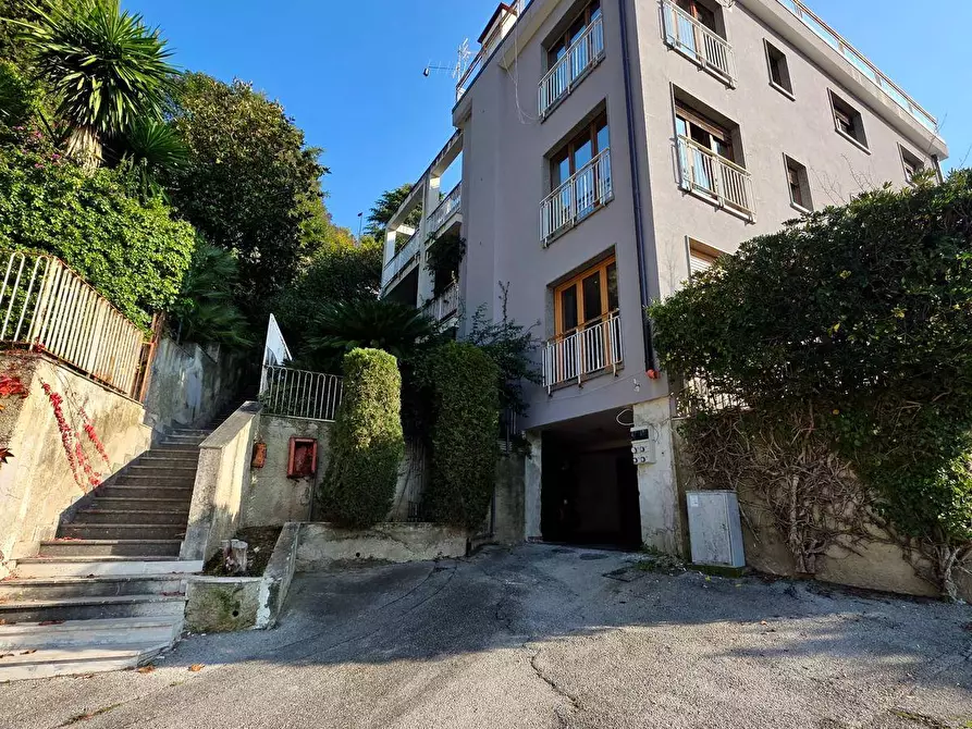 Immagine 28 di Appartamento in vendita  in Via  Panoramica 15 a Salerno