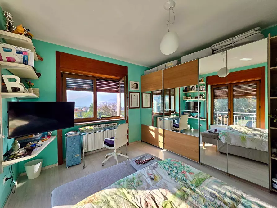 Immagine 12 di Appartamento in vendita  in Via  Panoramica 15 a Salerno