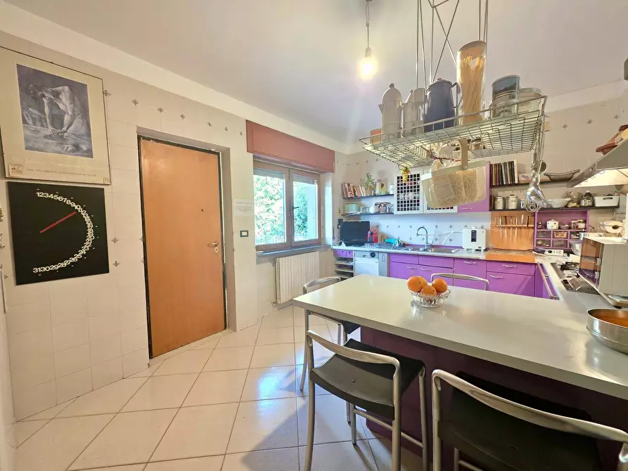 Immagine 5 di Appartamento in vendita  in Via  Panoramica 15 a Salerno