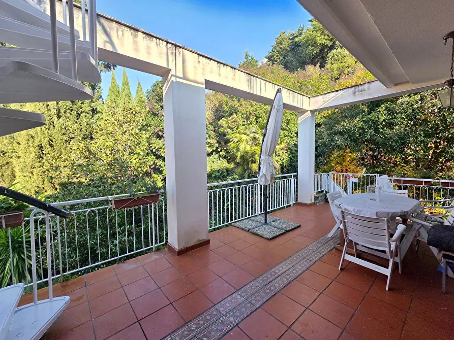 Immagine 20 di Appartamento in vendita  in Via  Panoramica 15 a Salerno