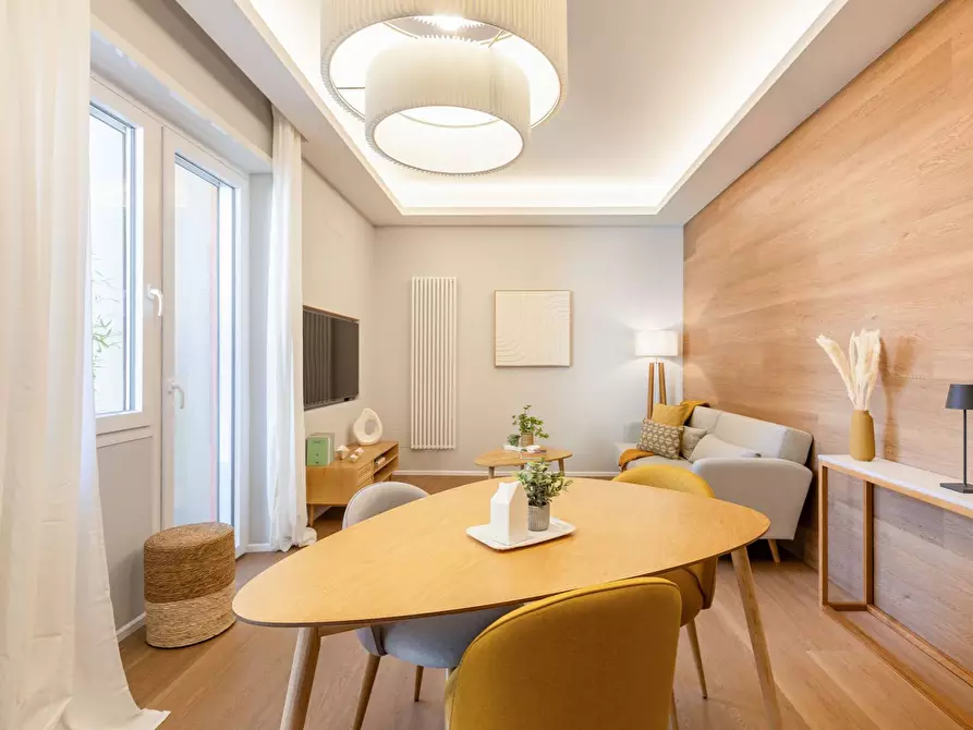 Immagine 1 di Appartamento in vendita  in Via Graziano 42 a Roma