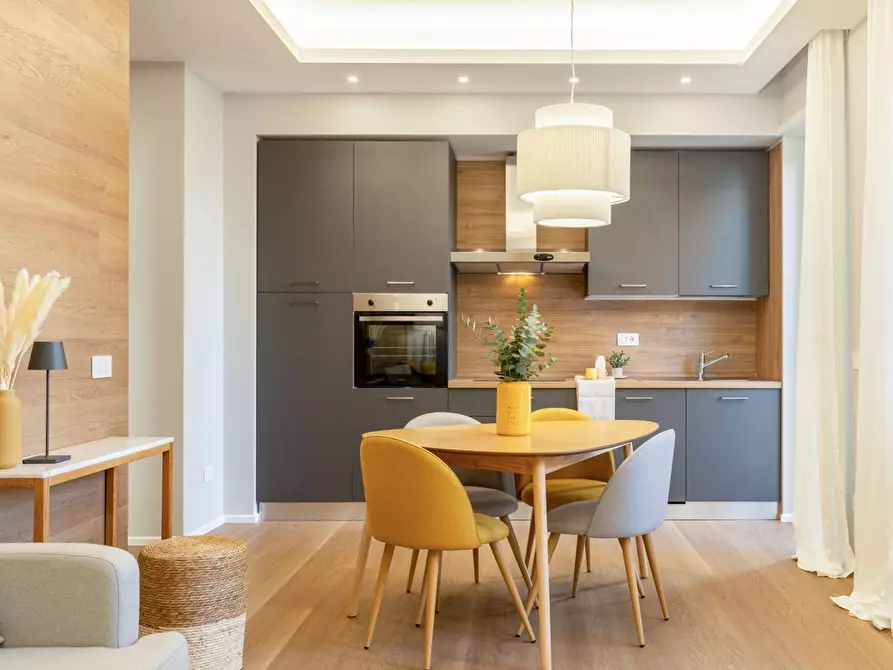 Immagine 3 di Appartamento in vendita  in Via Graziano 42 a Roma