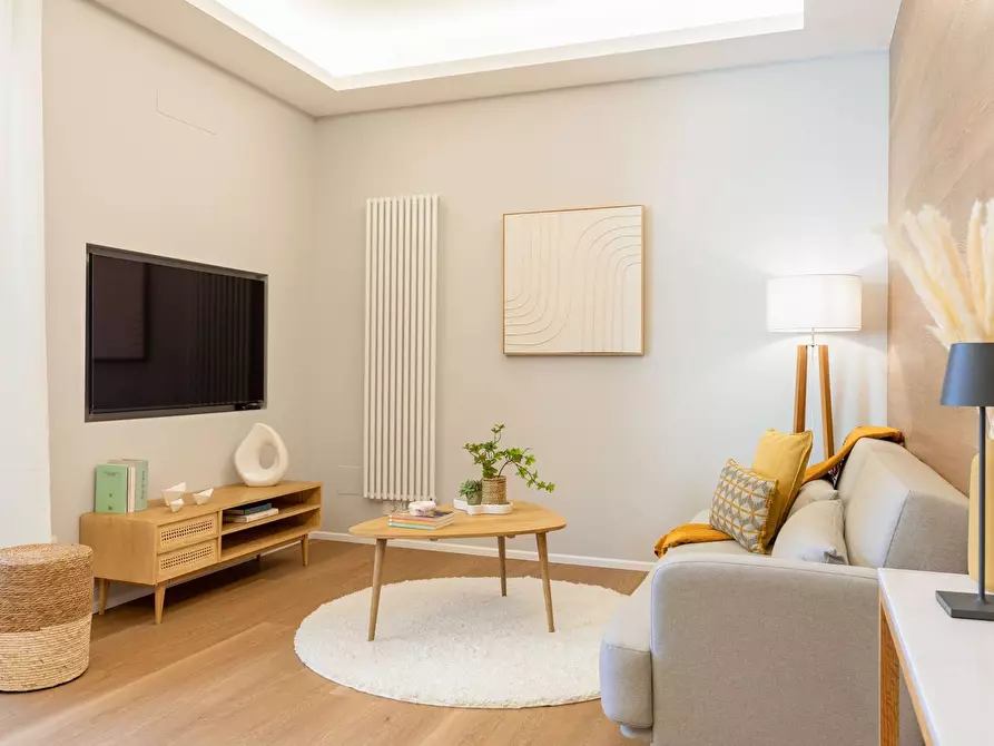 Immagine 7 di Appartamento in vendita  in Via Graziano 42 a Roma