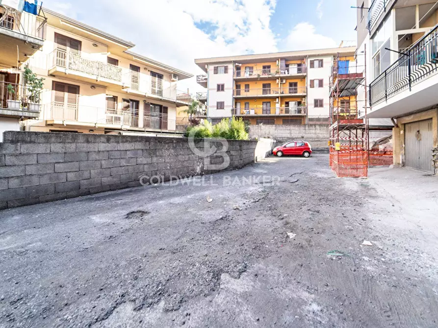 Immagine 5 di Appartamento in vendita  in Via IV Novembre 134 a Aci Catena