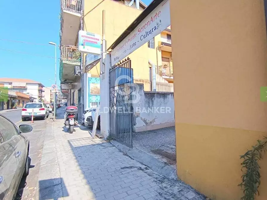 Immagine 6 di Appartamento in vendita  in VIA VITTORIO EMANUELE 161 a Gravina Di Catania