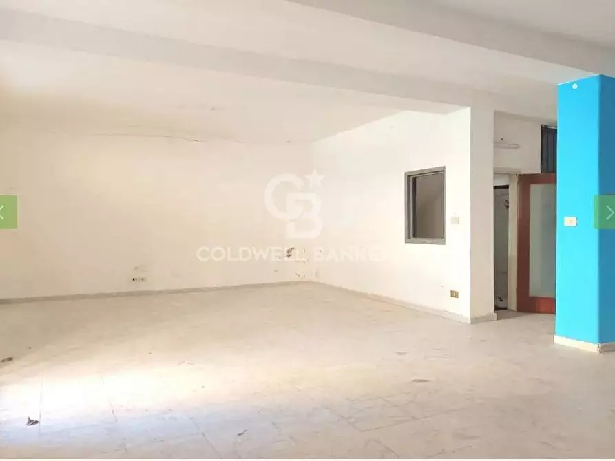 Immagine 11 di Appartamento in vendita  in VIA VITTORIO EMANUELE 161 a Gravina Di Catania