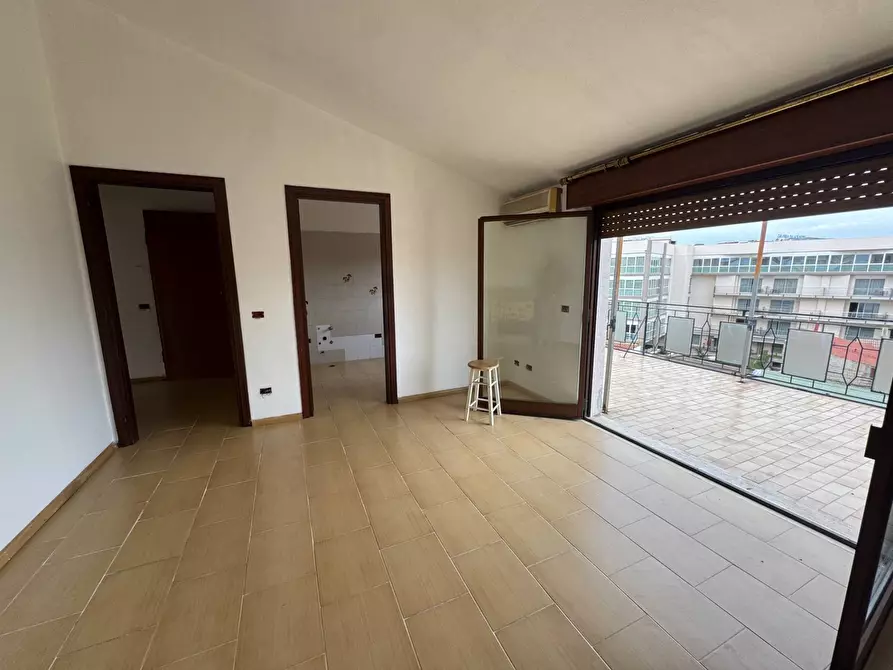 Immagine 6 di Appartamento in vendita  in via Tavolara 11 a Olbia