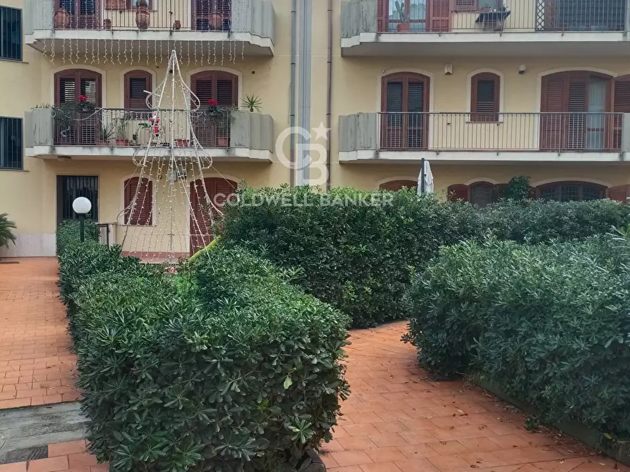 Immagine 1 di Appartamento in vendita  in VIA DAFNICA 183 a Acireale