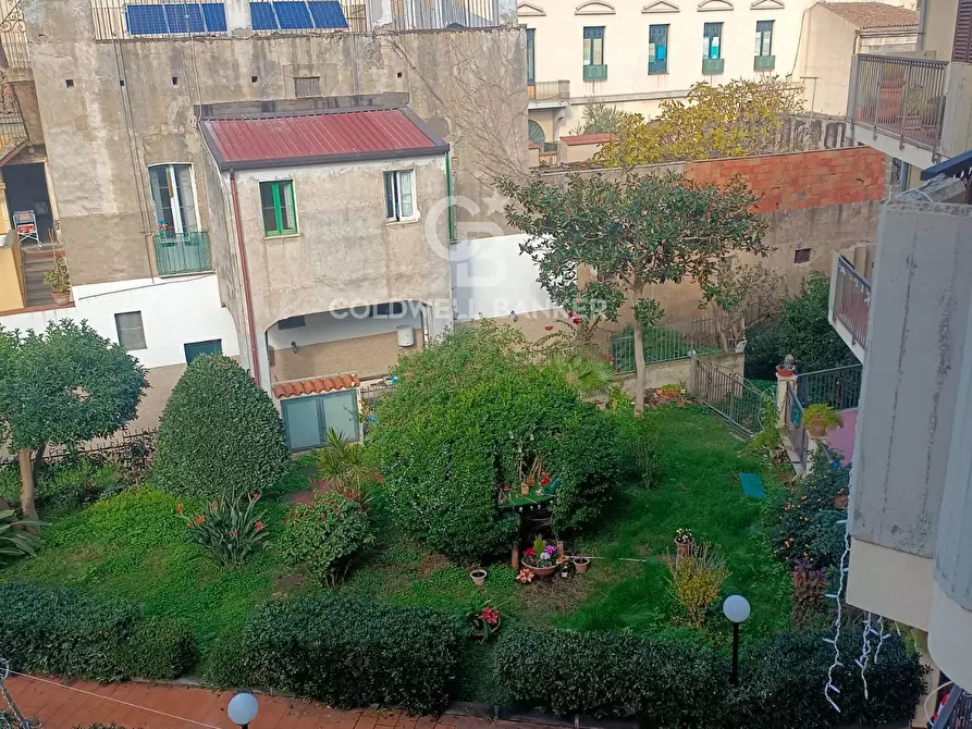 Immagine 3 di Appartamento in vendita  in VIA DAFNICA 183 a Acireale