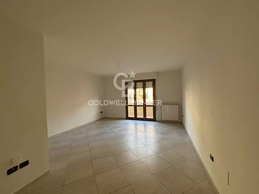 Immagine 4 di Appartamento in affitto  a Foligno