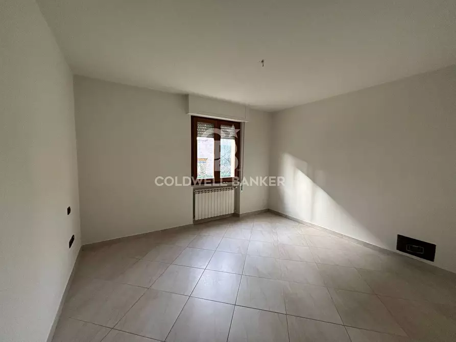 Immagine 6 di Appartamento in affitto  a Foligno