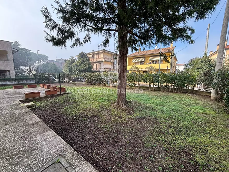 Immagine 11 di Appartamento in affitto  a Foligno