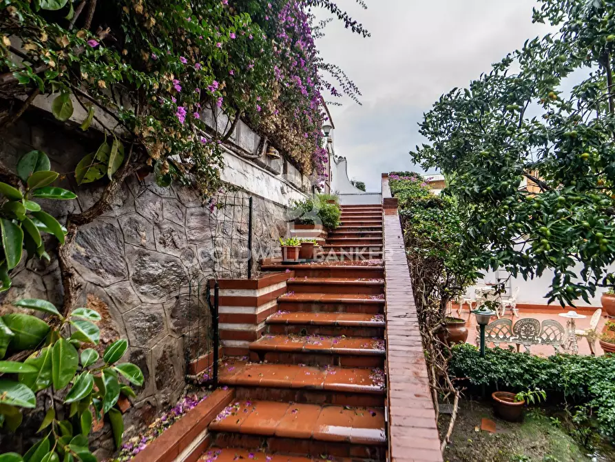 Immagine 2 di Villa in vendita  in Via Consolare Pompea 108 a Messina