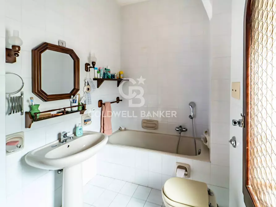 Immagine 14 di Villa in vendita  in Via Consolare Pompea 108 a Messina