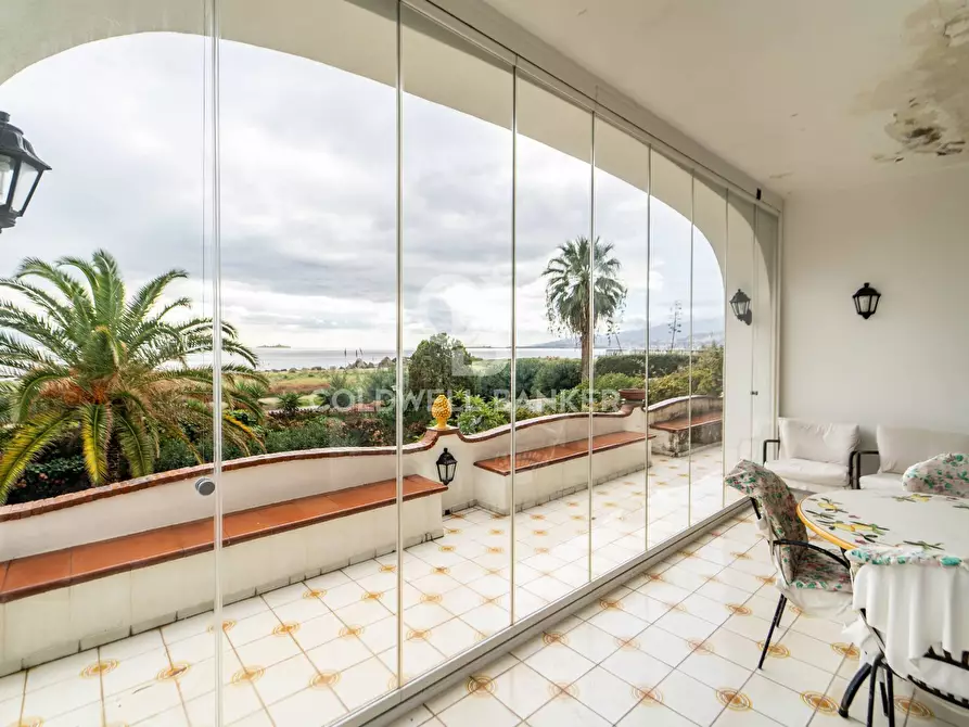 Immagine 19 di Villa in vendita  in Via Consolare Pompea 108 a Messina