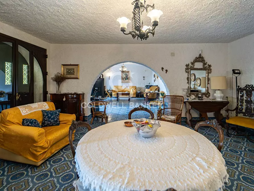 Immagine 31 di Villa in vendita  in Via Consolare Pompea 108 a Messina