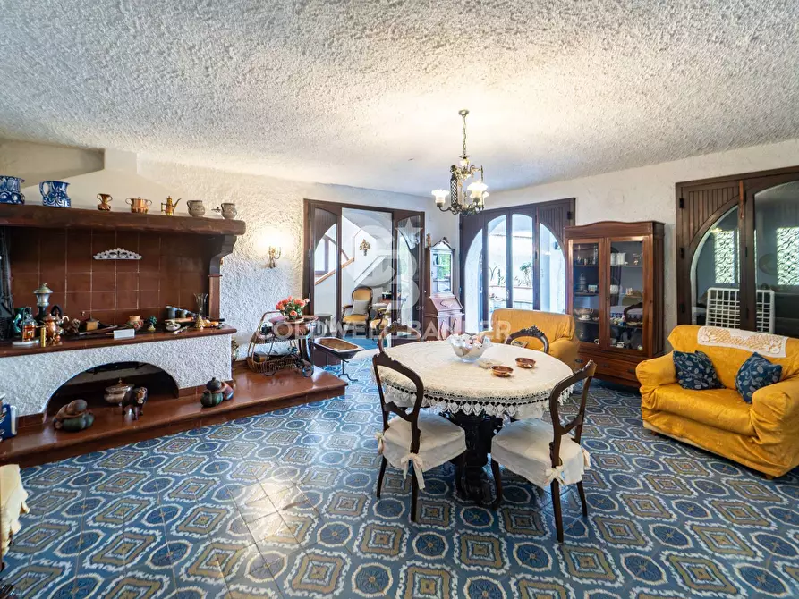 Immagine 32 di Villa in vendita  in Via Consolare Pompea 108 a Messina