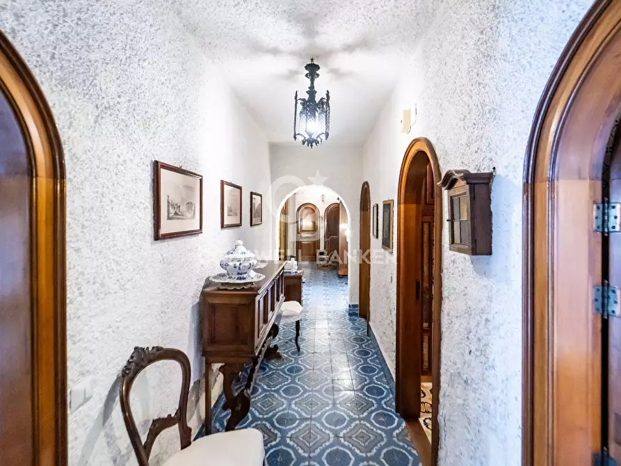 Immagine 43 di Villa in vendita  in Via Consolare Pompea 108 a Messina