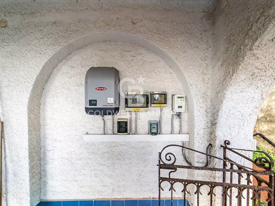 Immagine 59 di Villa in vendita  in Via Consolare Pompea 108 a Messina