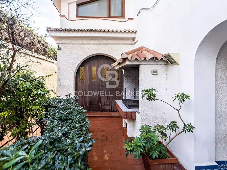 Immagine 63 di Villa in vendita  in Via Consolare Pompea 108 a Messina