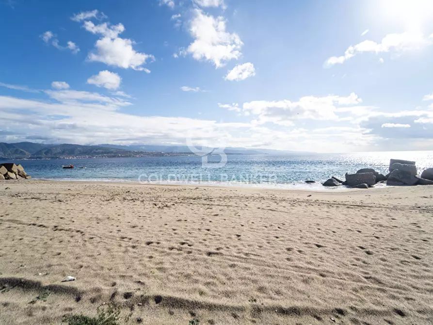 Immagine 69 di Villa in vendita  in Via Consolare Pompea 108 a Messina