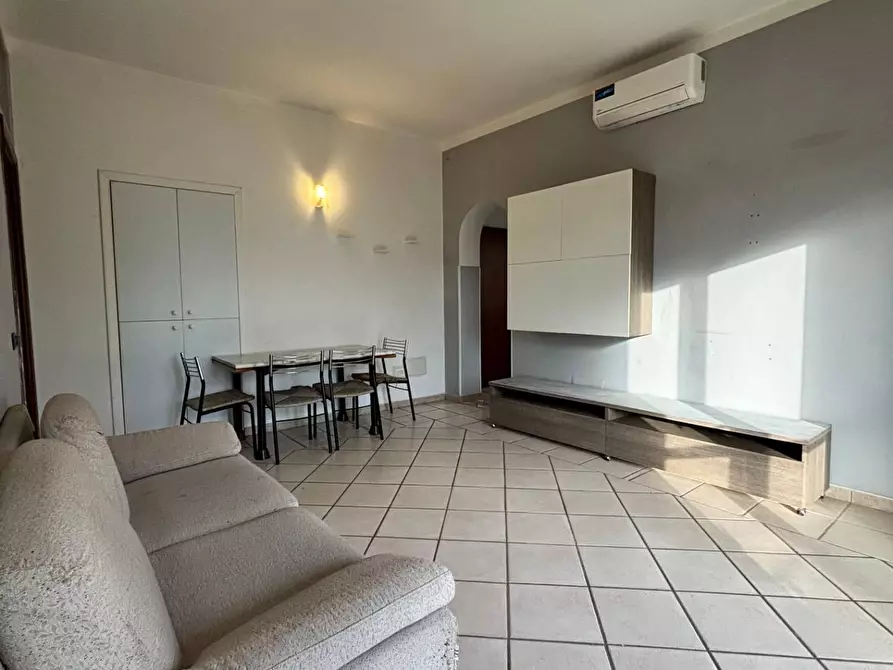 Immagine 6 di Appartamento in vendita  in via Cile 5 a Olbia