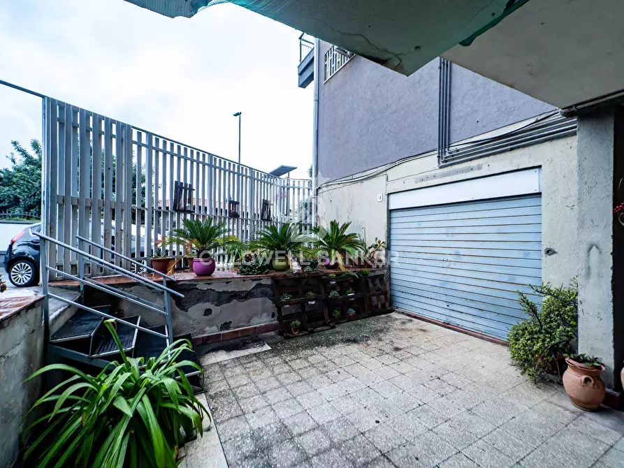 Immagine 23 di Locale commerciale in vendita  in Via Asti 8 a Catania