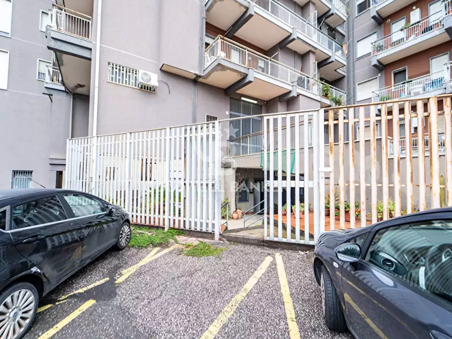 Immagine 42 di Locale commerciale in vendita  in Via Asti 8 a Catania