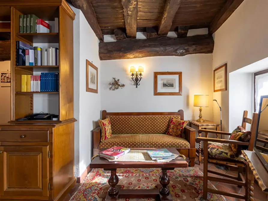 Immagine 11 di Appartamento in vendita  in Via Aurelio Saffi 104 a Viterbo